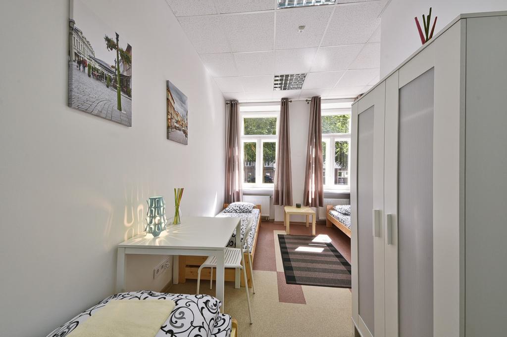 Laisves Avenue Hostel "Easy Kaunas" Exterior photo